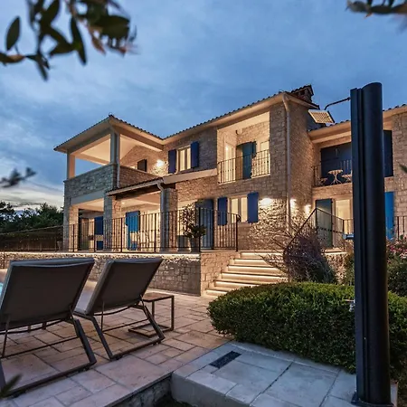 Romantische Mit Meerblick- Pool Und Jacuzz By Interhome Ferienhaus Višnjan