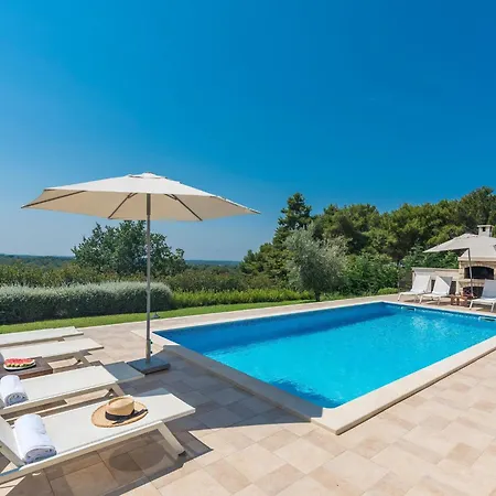 Romantische Mit Meerblick- Pool Und Jacuzz By Interhome Ferienhaus *
