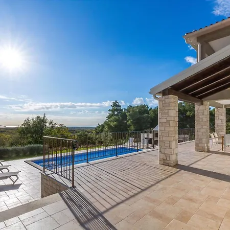Romantische Mit Meerblick- Pool Und Jacuzz By Interhome Ferienhaus Višnjan
