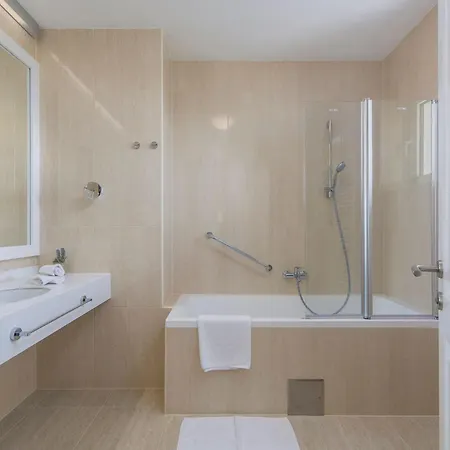 Ferienhaus Romantische Mit Meerblick- Pool Und Jacuzz By Interhome Višnjan